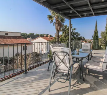 Komforan stan za najam – 110 m², mirna lokacija u Poreču - cover