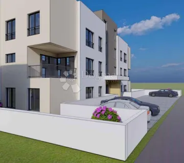 URBANA MODERNA NOVOGRADNJA UZ MORE - cover