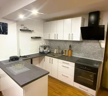 Iznajmljuje se kuća u Peklenici - dostupna odmah! - cover