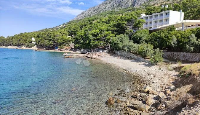 Građevna parcela na Omiškoj rivijeri s otvorenim pogledom na more! - cover