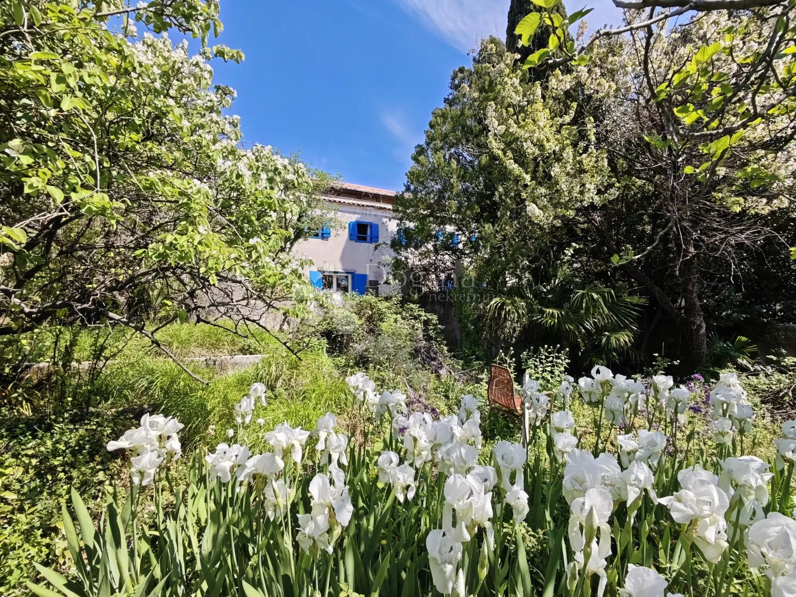 KOSTRENA - KRAJNJA KUĆA U NIZU ZA ADAPTACIJU - cover