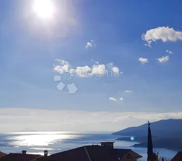 STAN SA 2 TERASE I POGLEDOM NA MORE - cover