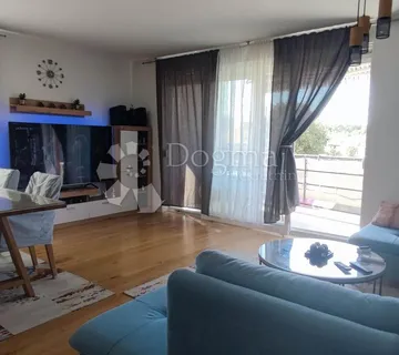 ZADAR, BOKANJAC - Prostran stan u mirnom naselju - cover