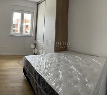 Divan stan s bazenom u Mandrama na otoku Pagu - cover