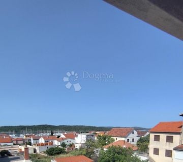 Kamena kuća u Pirovcu - cover