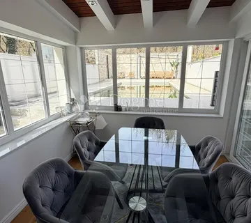 Gračani, najam moderne vile s bazenom – 250 m² luksuza.  - cover