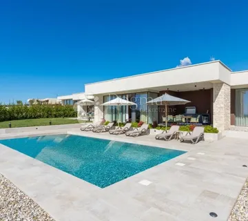 Brtonigla, ekskluzivna vila s bazenom i 3 spavaće sobe - cover