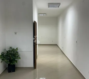 POSLOVNI PROSTOR PEHLIN - cover