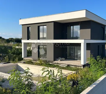 MODERNA VILA S INFINITY BAZENOM -Pula/Štinjan - cover