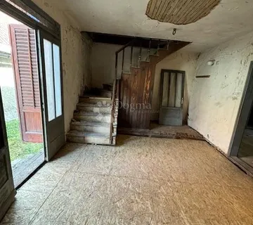 Mrkopalj, kuća za investiciju - cover