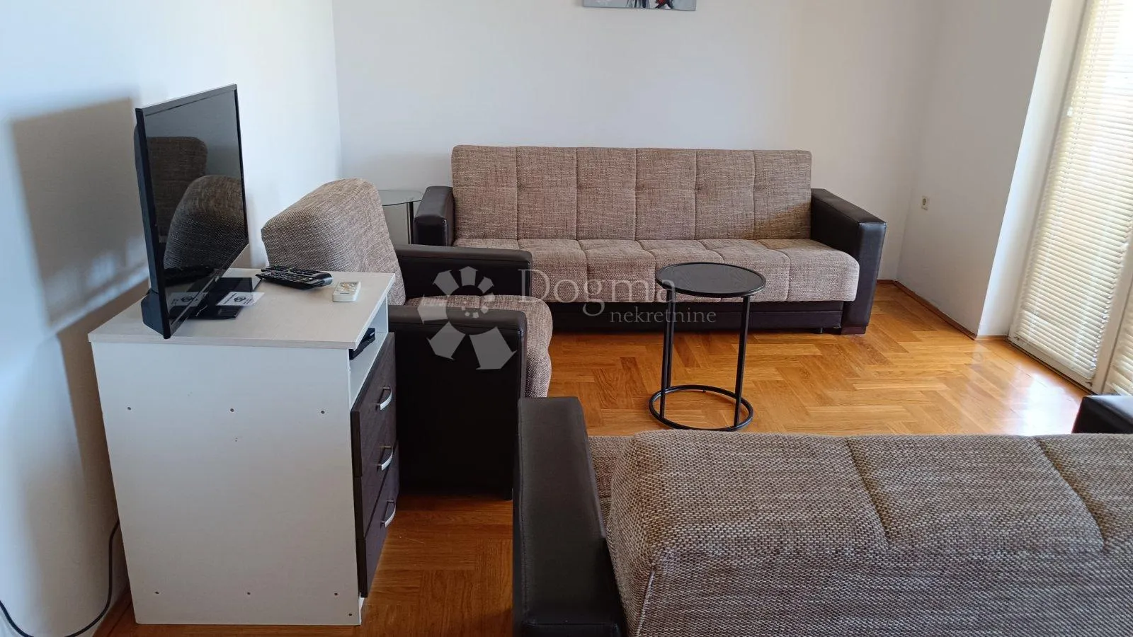  Malinska, 61 m2 2s+db, balkon, parking - cover