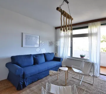 STAN, NAJAM dugoročni, PULA, CENTAR, 2SS+DB - cover