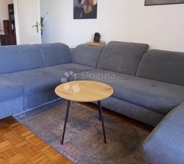 Prekrasan trosoban stan Veruda - cover