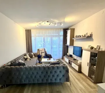 Trosoban stan u Šijani - Pula  - cover