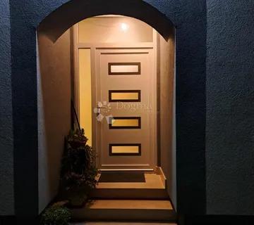 Prekrasna katnica u Tenji - tražena lokacija! - cover