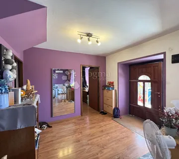 SRDOČI - KUĆA S DVA STANA - cover