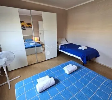 Investicijska prilika s pogledom na more ! - cover