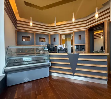 Započnite svoju poslovnu priču ovdje! PP s maloprodajnim prostorom, proizvodnjom, skladištem i parkingom! - cover