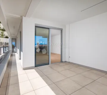 OPATIJA, LUKSUZNI STAN, 2S+DB, BALKON, LIFT, BAZEN - cover