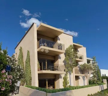 Mandre, Pag - Luksuzni stan S3 prvi red uz more - cover