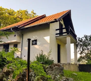 Markuševec velika okućnica i sauna - cover