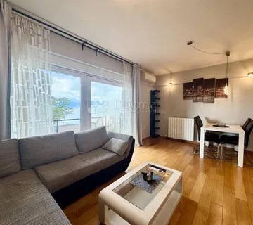 PEĆINE-Obiteljski stan s prekrasnim pogledom na more - cover