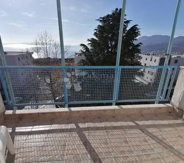 Rešetari, 70 m2, balkon, panoramski pogled - cover
