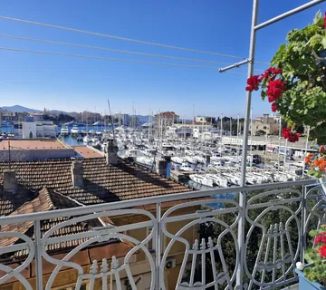 STAN MARINA ZADAR JEDINSTVENA PRILIKA - cover