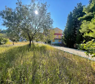 ZEMLJIŠTE ZA INVESTICIJU S KUĆOM – MURTER - cover