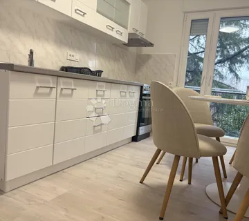 Novoadaptiran stan-prvi najam  - cover