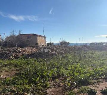 Zemljište s građevinskom dozvolom pokraj mora  - cover