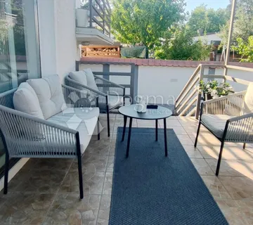 Bjelovar (Borik) Samostojeća Kuća, 5 soba - cover