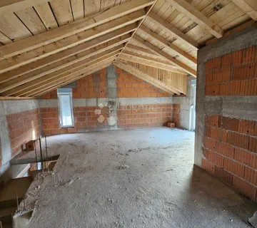 Kuća u izgradnji s okućnicom!  Poljica - cover