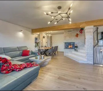 Predivna kuća u Fužinama! - cover