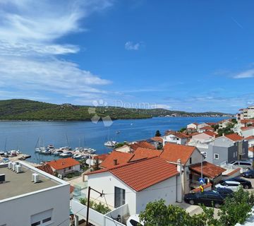 APARTMANSKA KUĆA S NEVJEROJATNIM POGLEDOM  I VEZOM  - cover