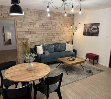 RIJEKA CENTAR STAN 82M2 - 2 APARTMANA - cover