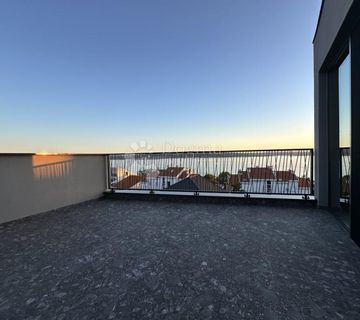 PENTHOUSE Crikvenica 3 red od mora - cover