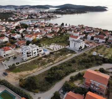 ROGOZNICA- GRAĐEVINSKO ZEMLJIŠTE NA TOP LOKACIJI - 1932 m2  - cover