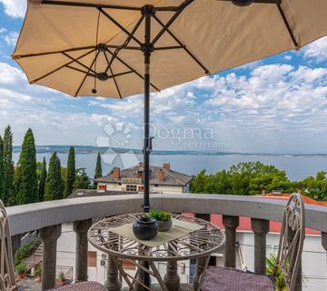 Villa Crikvenica 2. red do mora - cover