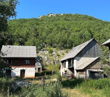 SEOSKO IMANJE U OAZI PRIRODE I TIŠINE , PAZARIŠTE 3600M2 - cover