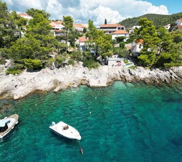 KORČULA - KUĆA U NEPOSREDNOJ BLIZINI MORA - cover