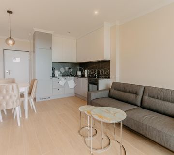 Elegantan apartman u vrhunskom kompleksu ! - cover