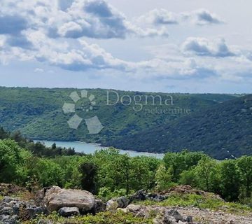 GRAĐEVINSKO ZEMLJIŠTE S POGLEDOM NA MORE, okolica Labina - cover