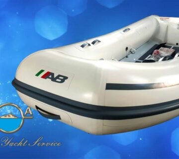 GUMENJAK AB INFLATABLES LAMMINA 12 AL / BOW LOCKER WHITE - cover