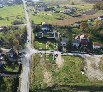 SNIŽENO! Građevinsko zemljište uz glavnu cestu, Blaškovec, 1755 m²  - cover