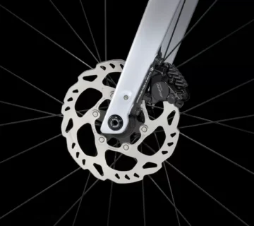 Bicikl Trek Domane SL 5 Gen 4 2024 Grey Pearl - cover