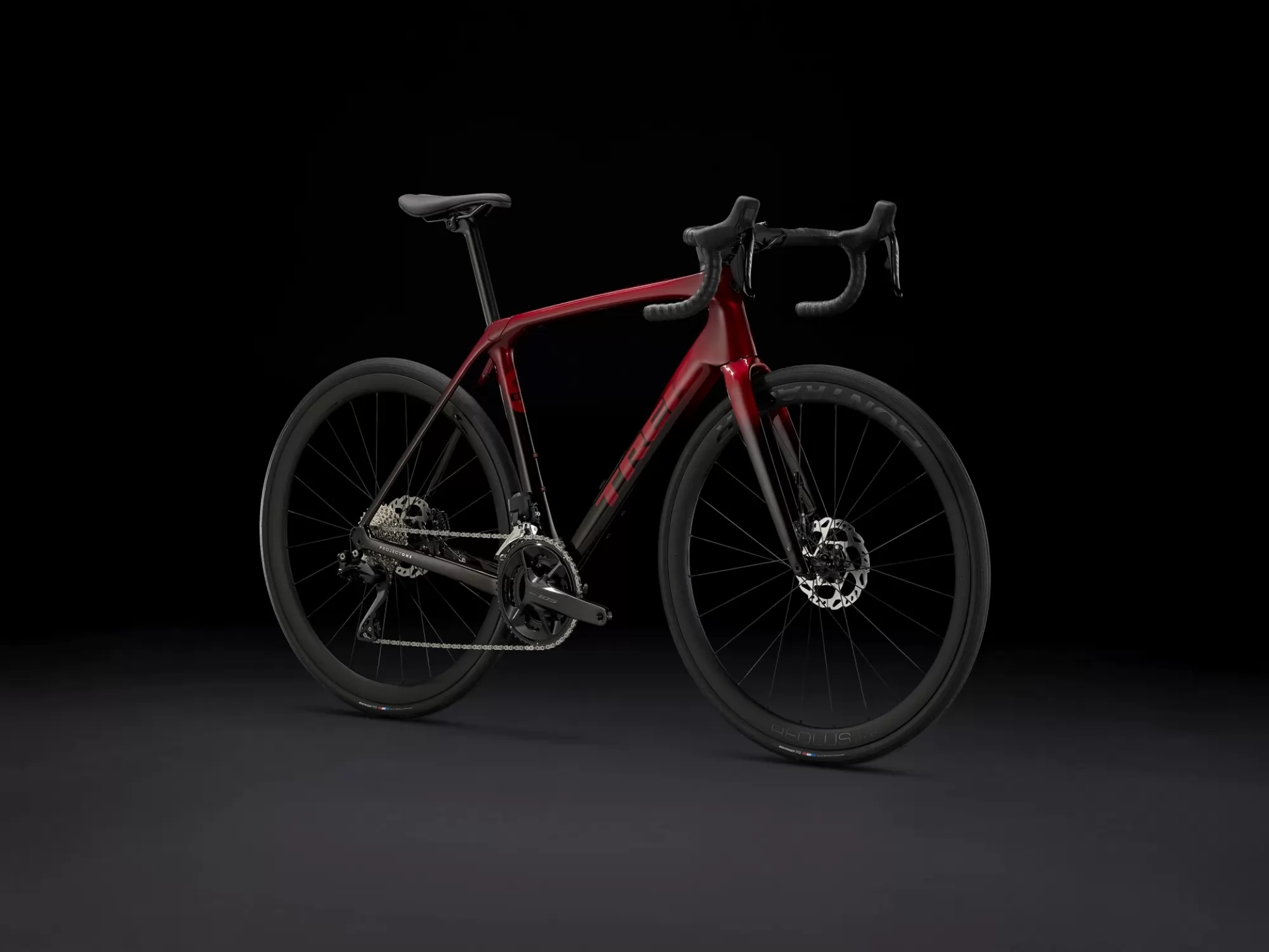 domane-slr-6-gen-4-2024-red-smoke-red-carbon-smoke-37576-17018096144571