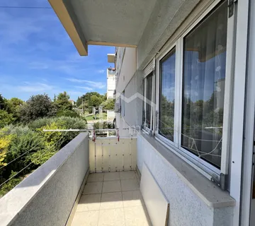 Dugoročno Komforan Dvosoban Blizina Grada - Split