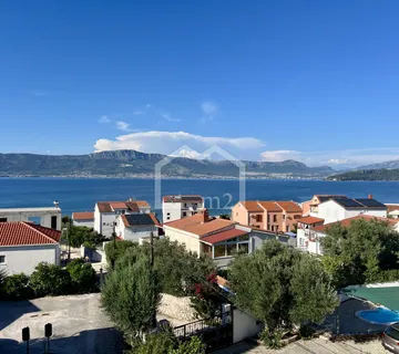 Dvije Apartmanske Kuće Blizina I Pogled Na More - Slatine, Split
