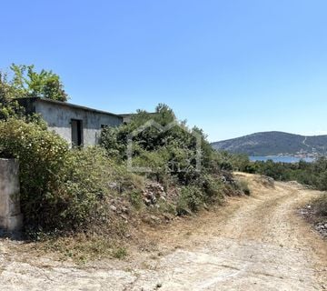 GRAĐEVNO - POGLED I ZAPOČETA GRADNJA - cover